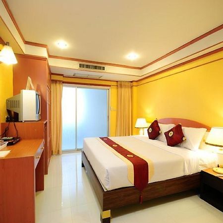 Chaleena Princess Hotel Bangkok Ngoại thất bức ảnh